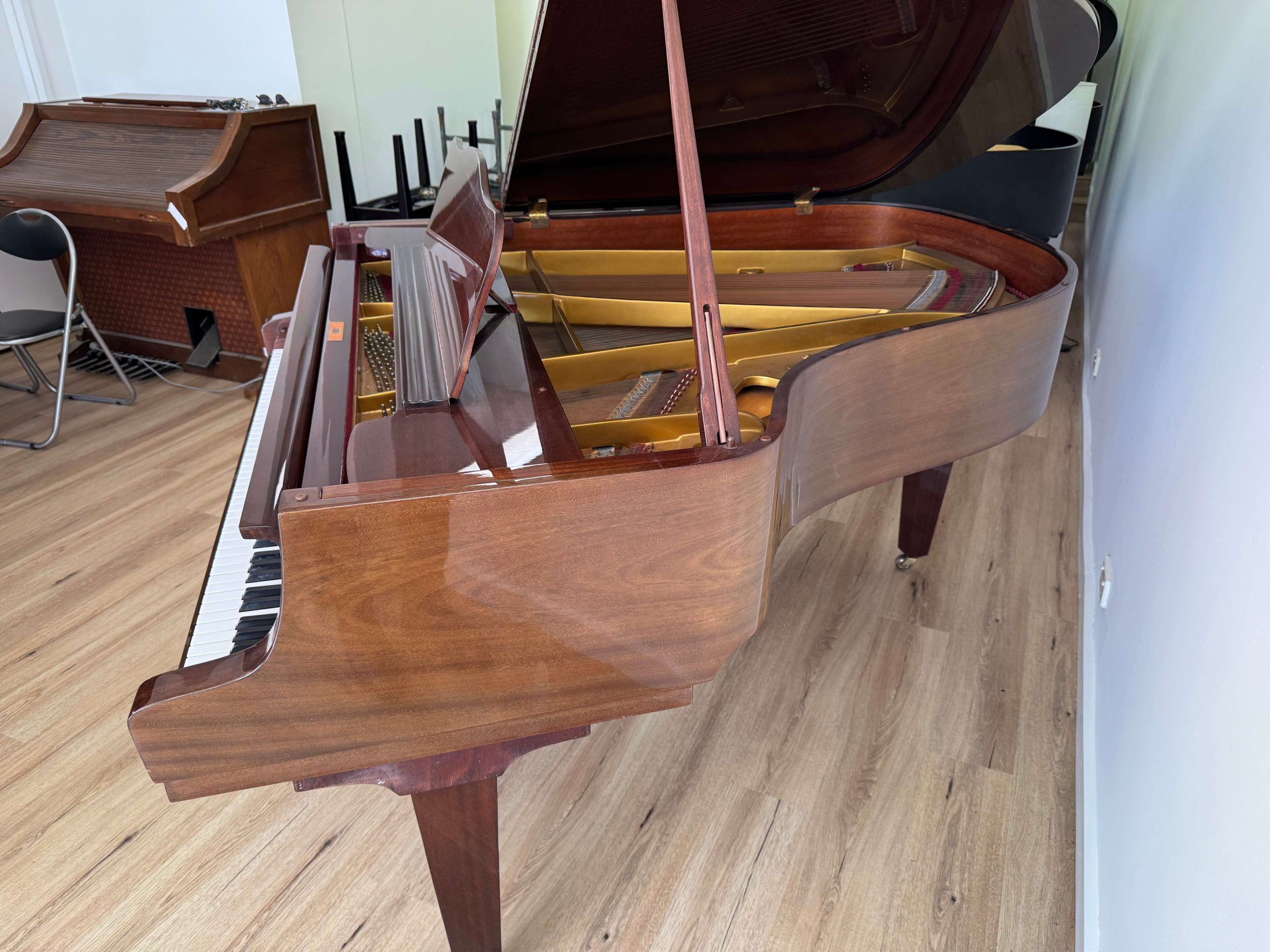 Preowned Schimmel Mahogany Grand - Image 3
